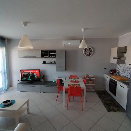 Appartamento Nuovissimo Ad Un Passo Dal Mare Montesilvano Marina エクステリア 写真